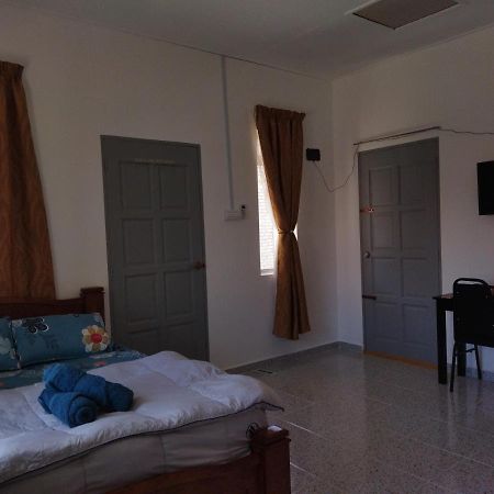 Room Stay Tok Wan 2 Kampung Kuala Besut Exterior foto